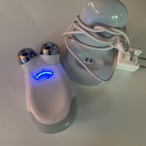 Nuface Trinity Facial Toning Devicd